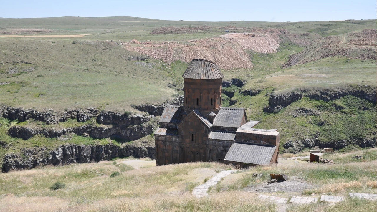 Kars'ı keşfedelim: Şehrin tarih, kültür ve doğa harikaları arasında bir yolculuk - 2. Resim