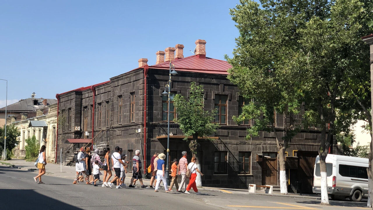 Kars'ı keşfedelim: Şehrin tarih, kültür ve doğa harikaları arasında bir yolculuk - 1. Resim