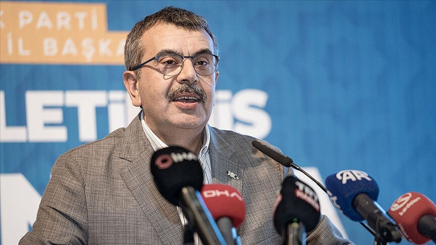 Bakan Tekin, mevzuata uymayan Fransız okullarına işlem yapılacağını söyledi MEB Yusuf Tekin, mevzuata uymayan Fransız okullarına işlem yapılacağını söyledi - 1. Resim