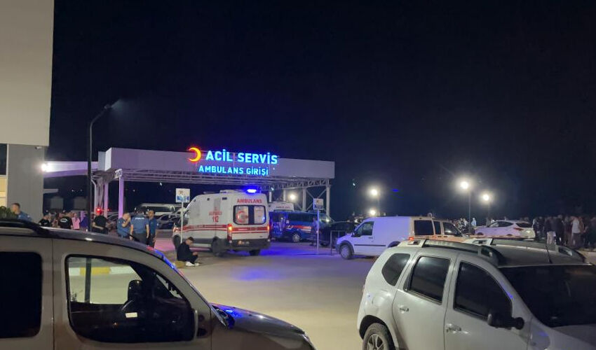 Osmaniye’de kavga: Belediye Başkanı Veli Fidan ve çok sayıda kişi yaralandı Osmaniye’de kavga: Belediye Başkanı Veli Fidan ve çok sayıda kişi yaralandı - 1. Resim