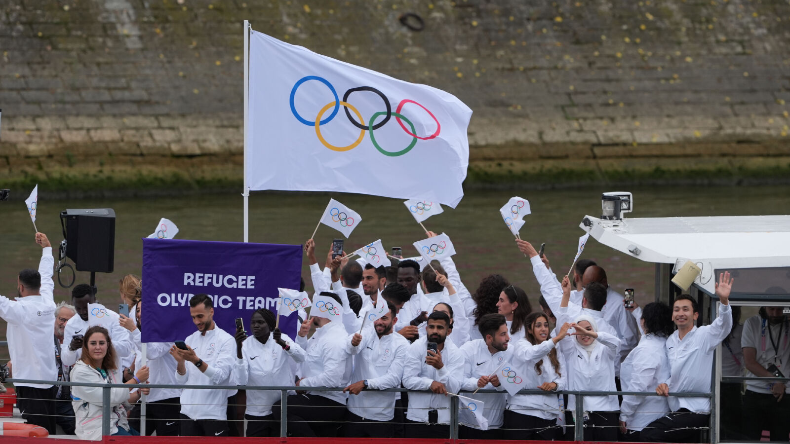 CANLI | 2024 Paris Yaz Olimpiyatları açılış seramonisi başladı - 2. Resim