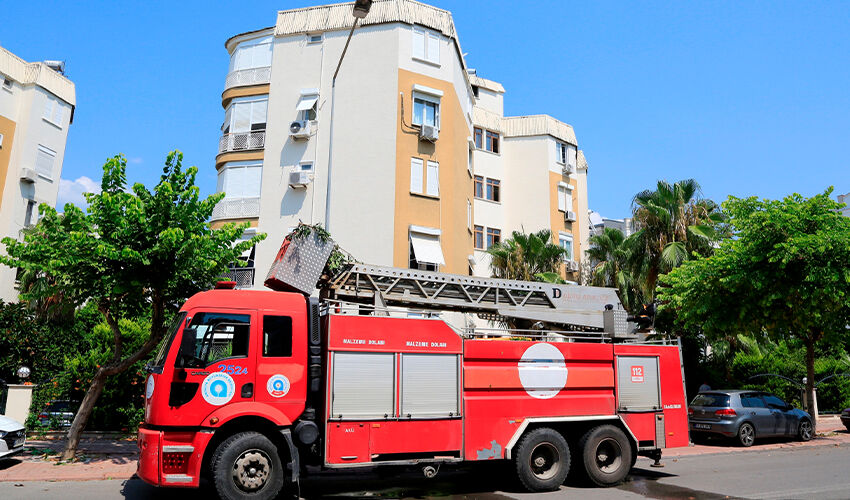Emekli öğretmen Niyazi Yerli’nin şüpheli ölümü! Çürümeye yüz tutmuş cesedi bulundu Emekli öğretmen Niyazi Yerli’nin şüpheli ölümü! Çürümeye yüz tutmuş cesedi bulundu - 2. Resim