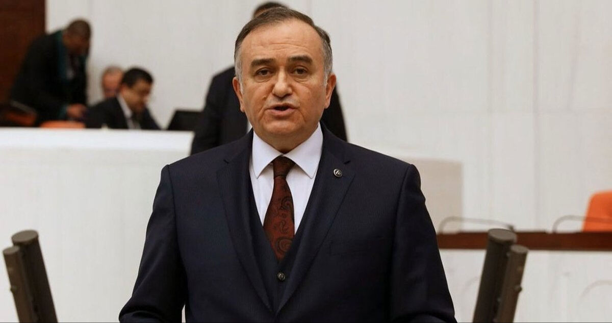 Meclis'teki tartışma sonrası hastaneye kaldırılmıştı! Beyninde ur tespit edilen MHP'li Akçay, ameliyata alınıyor - 1. Resim