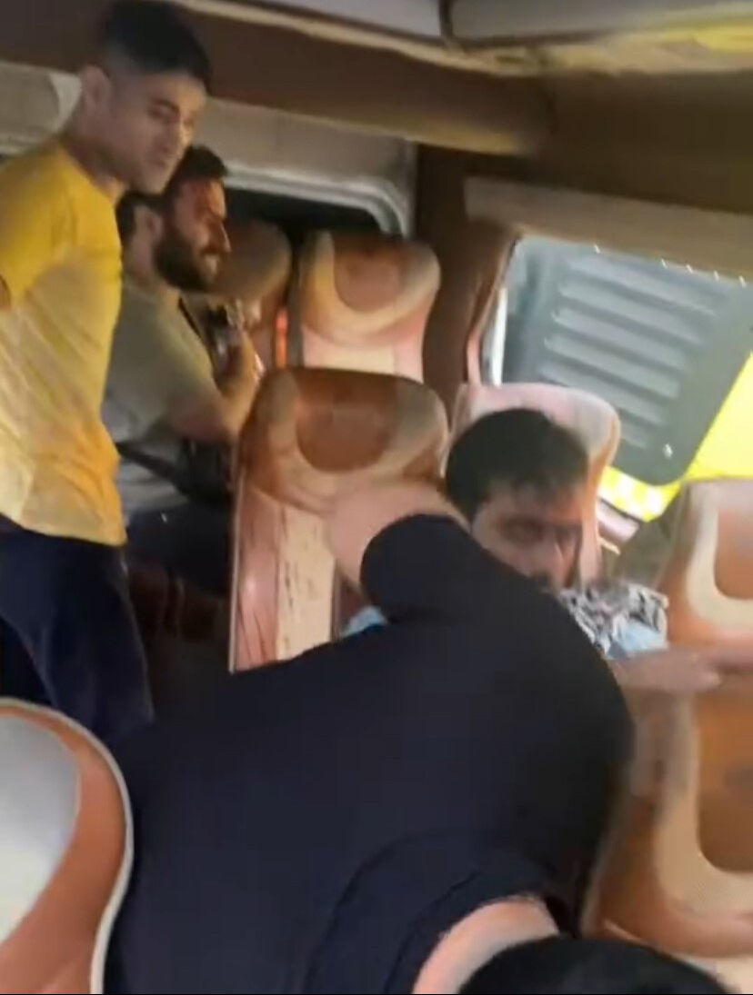 Avcılar'da İETT otobüsü petrol ofisine daldı! Yaralılar var - 1. Resim