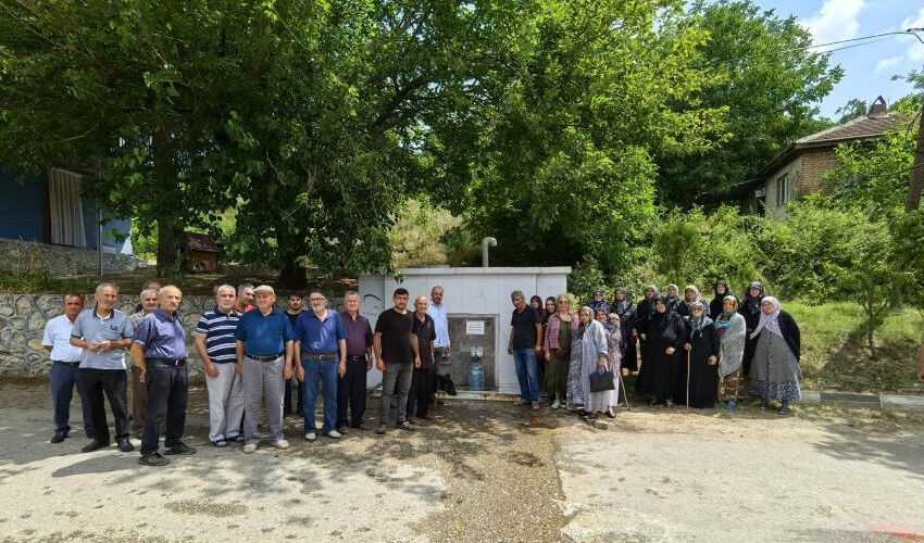 Bursa’da bir ilk! Mahalleli isyan etti, köydeki çeşmede kartlı sisteme geçildi - 4. Resim