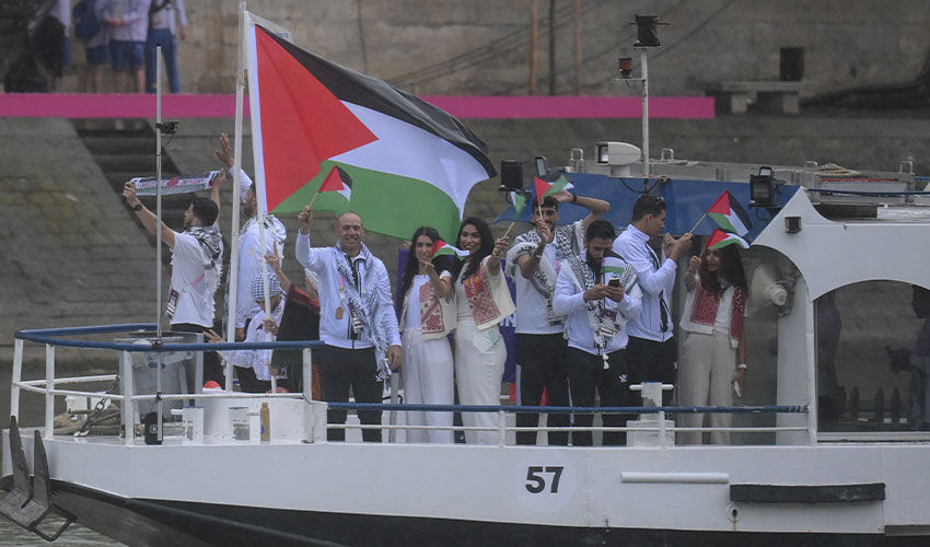 Savaşın gölgesinde madalya mücadelesi! Filistinli boksörün İsrail'in Gazze saldırıları temalı gömleği dikkat çekti Savaşın gölgesinde madalya mücadelesi! Filistinli boksörün İsrail'in Gazze saldırıları temalı gömleği dikkat çekti - 2. Resim