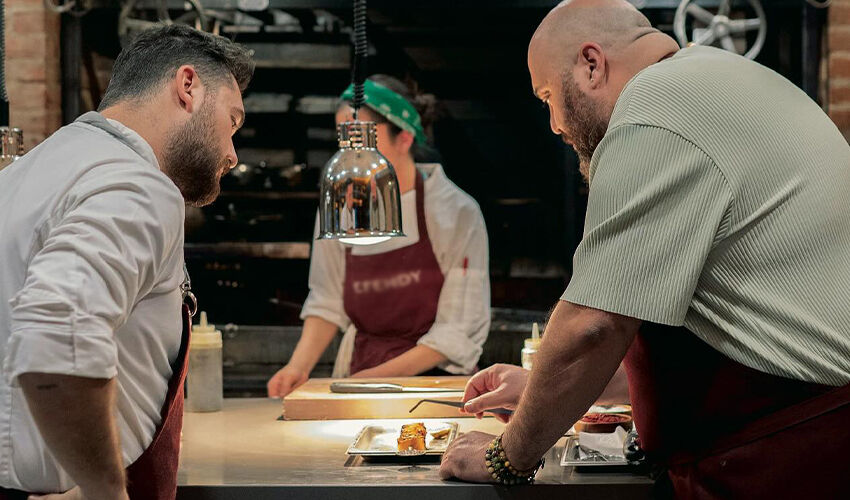 Somer Sivrioğlu’ndan itiraf: Kendime yemek yapmıyorum, peynir ekmek yiyorum Somer Sivrioğlu’ndan itiraf: Kendime yemek yapmıyorum, peynir ekmek yiyorum - 1. Resim