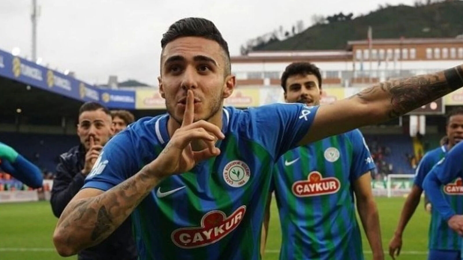 Cumhurbaşkanı Erdoğan'dan Beşiktaş taraftarını heyecanlandıran transfer sorusu! 'Bir yere gidiyor diye duydum' - 1. Resim