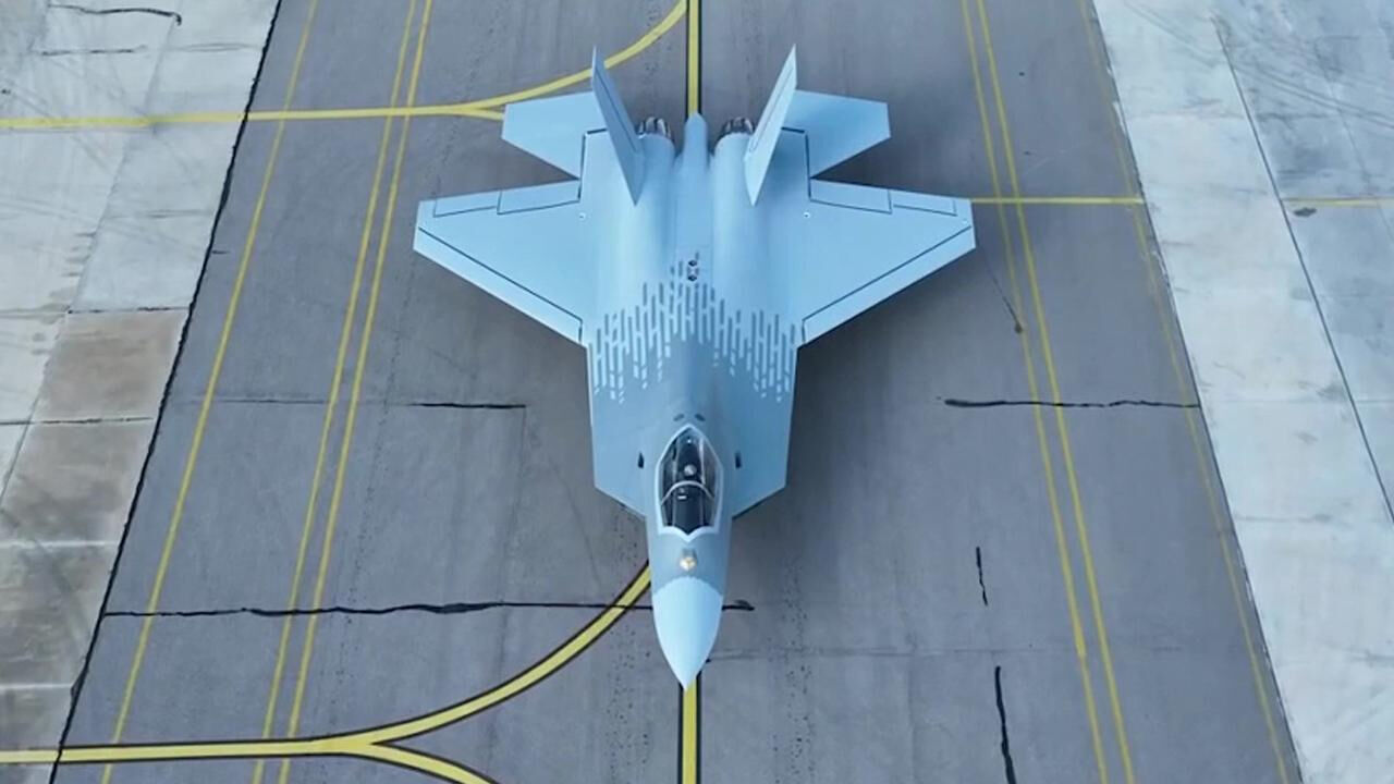 TUSAŞ'tan heyecanlandıran KAAN ve GÖKBEY açıklaması! İlk teslimat ve uçuş için tarih verildi - 4. Resim