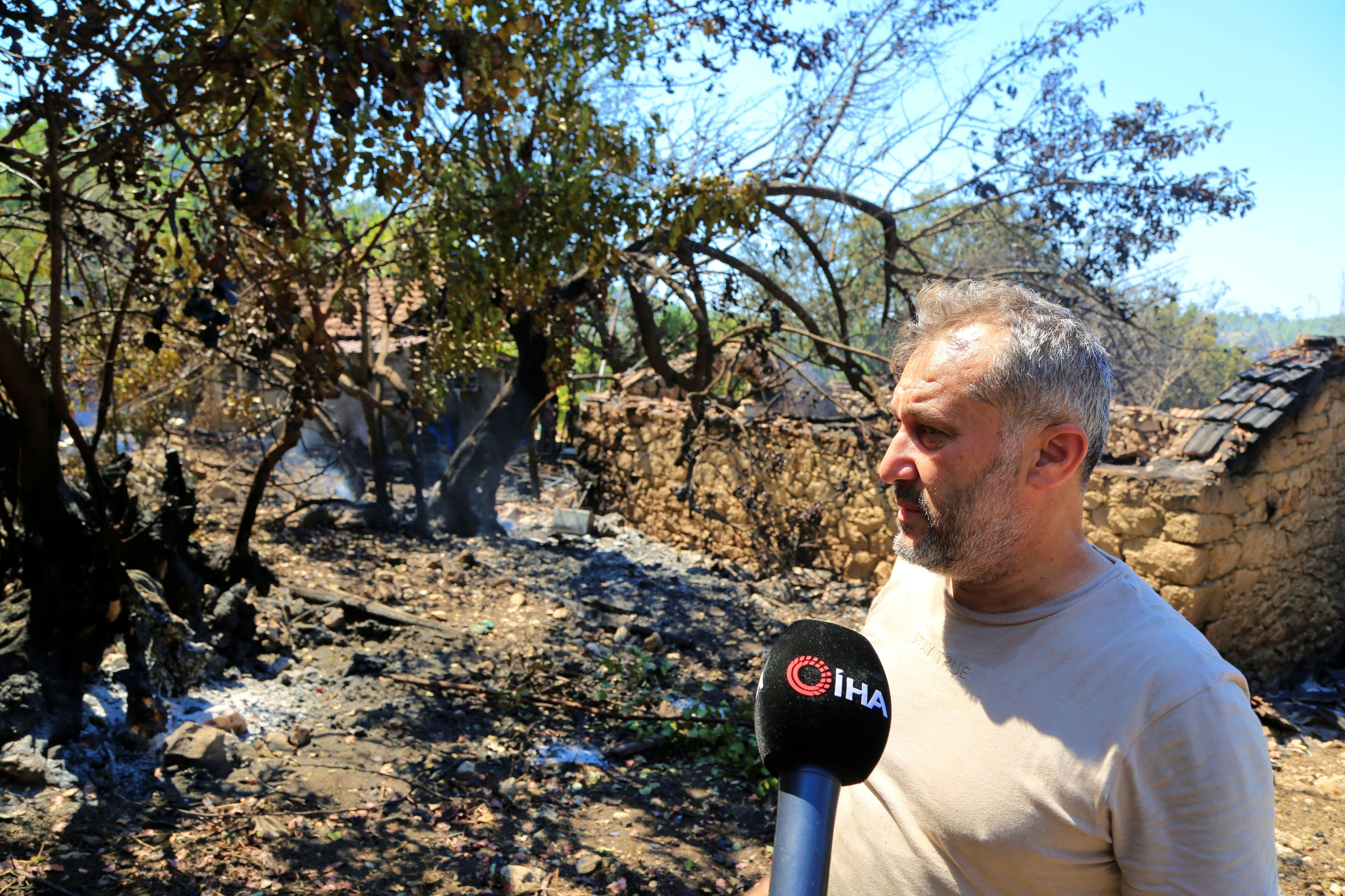Antalya Serik'te yangının ortasında kalanlar anlattı: Cehennem gibiydi, alevler 3 saatte dibimizdeydi - 2. Resim