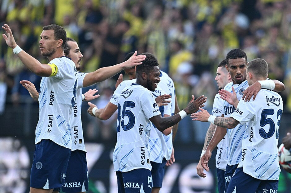 Fenerbahçe Şampiyonlar Ligi sahnesinde Lugano'yu konuk edecek! İşte muhtemel 11 - 1. Resim