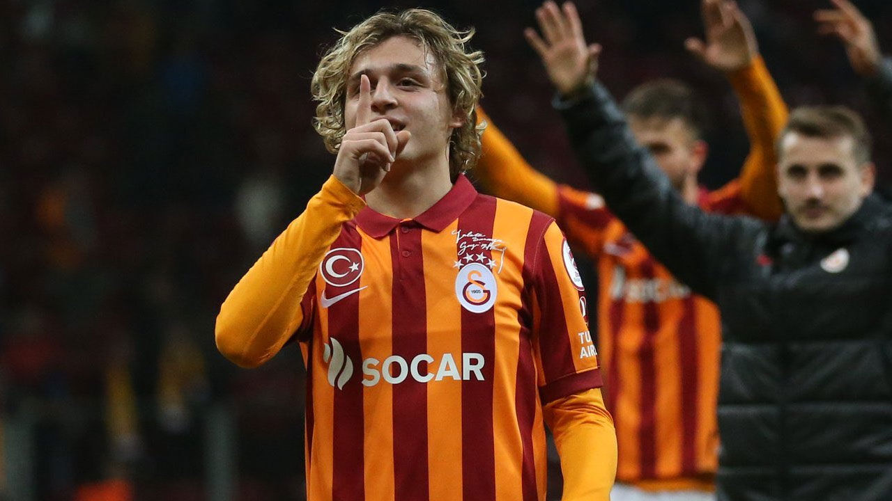 Galatasaray'dan ayrılan Hamza Akman'dan sürpriz tercih! İşte yeni adresi - 1. Resim