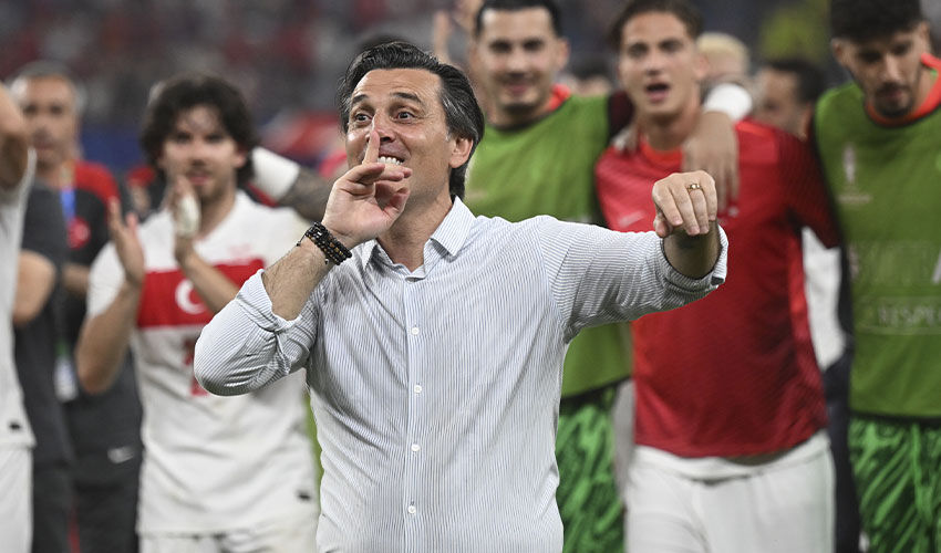 Riva'da kritik zirve! Montella, TFF'nin yeni başkanı Hacıosmanoğlu ile bir araya gelecek Riva'da kritik zirve! Montella, TFF'nin yeni başkanı Hacıosmanoğlu ile bir araya gelecek - 1. Resim
