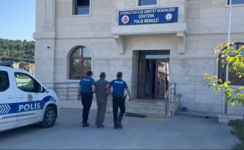 Eyüpsultan'da vahşet! Uzun namlulu silahla kadını kovalayıp vurdu - 1. Resim