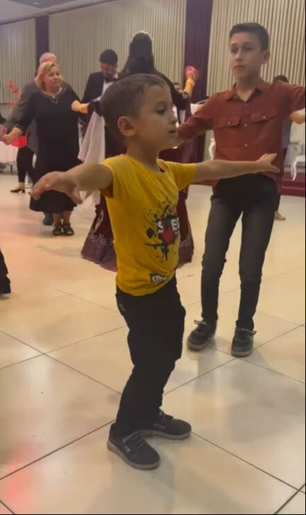 Justin Bieber, Osmaniyeli Ahmet'i paylaştı! Dansı çok konuşuldu - 1. Resim