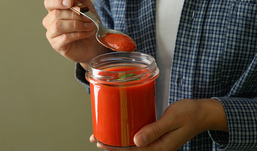 Kışlık domates konservesi yapanlar dikkat! Asla küf yapmıyor, işte bilmeniz gereken detay Kışlık domates konservesi yapanlar dikkat! Asla küf yapmıyor, işte bilmeniz gereken detay - 1. Resim