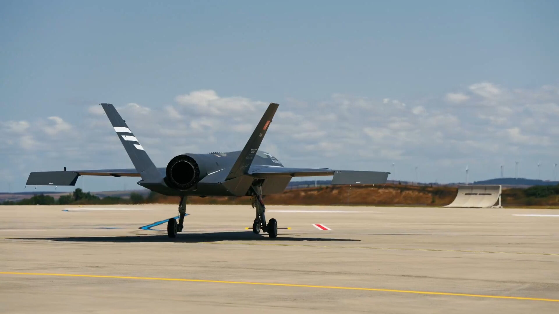 Selçuk Bayraktar'ın KIZILELMA PT-3 paylaşımı heyecanlandırdı! İşte o anların görüntüleri Selçuk Bayraktar'ın KIZILELMA PT-3 paylaşımı heyecanlandırdı! İşte o anların görüntüleri - 2. Resim