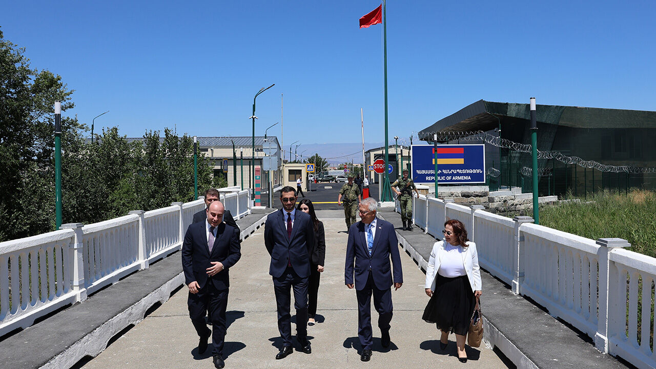 Türkiye-Ermenistan ilişkilerinde yeni dönem! Anlaşmaya varıldı Türkiye-Ermenistan ilişkilerinde yeni dönem! Anlaşmaya varıldı - 1. Resim