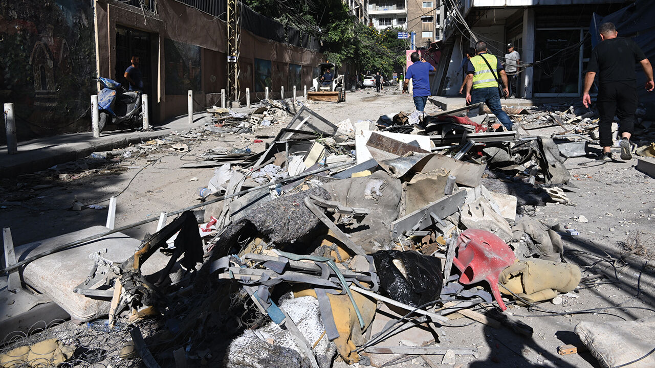 İsrail'in Beyrut saldırısının ardından ölü sayısının arttığı açıklandı - 1. Resim