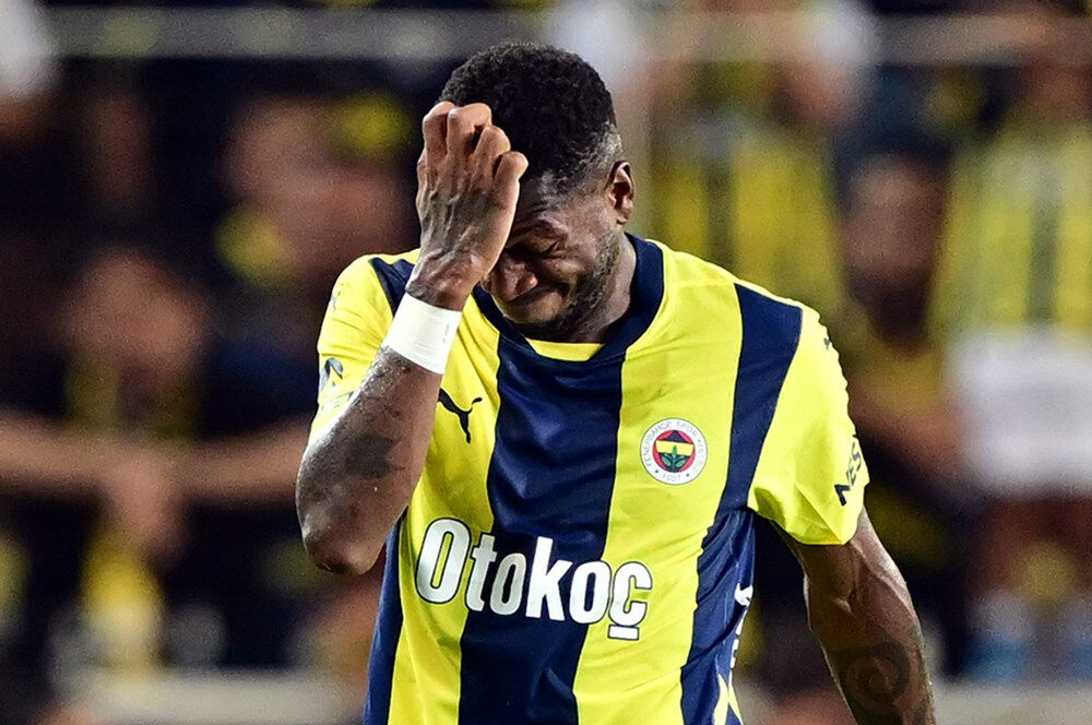 Lugano maçında sakatlanan Fred'den Fenerbahçe'ye kötü haber geldi! Jose Mourinho duyurdu - 2. Resim