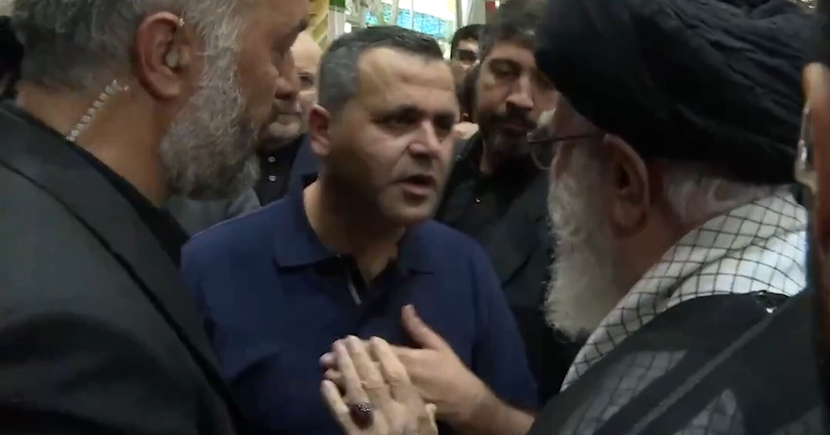 Hamas lideri Heniyye için Tahran'da cenaze töreni düzenlendi Hamas lideri Heniyye için Tahran'da cenaze töreni - 2. Resim