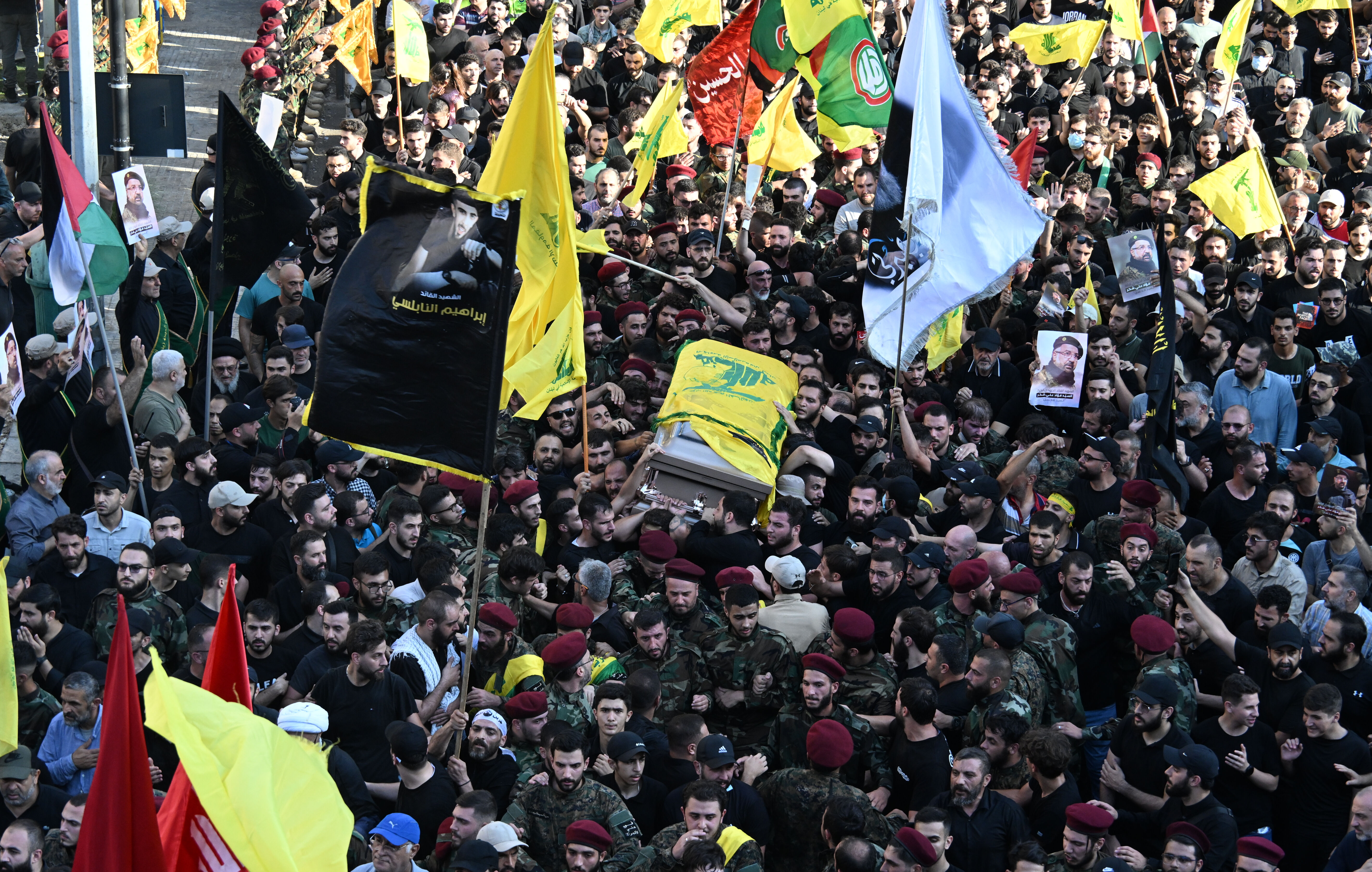 İsrail Nasrallah'ın sağ kolunu öldürmüştü! Cenazede herkes aynı detaya takıldı - 1. Resim