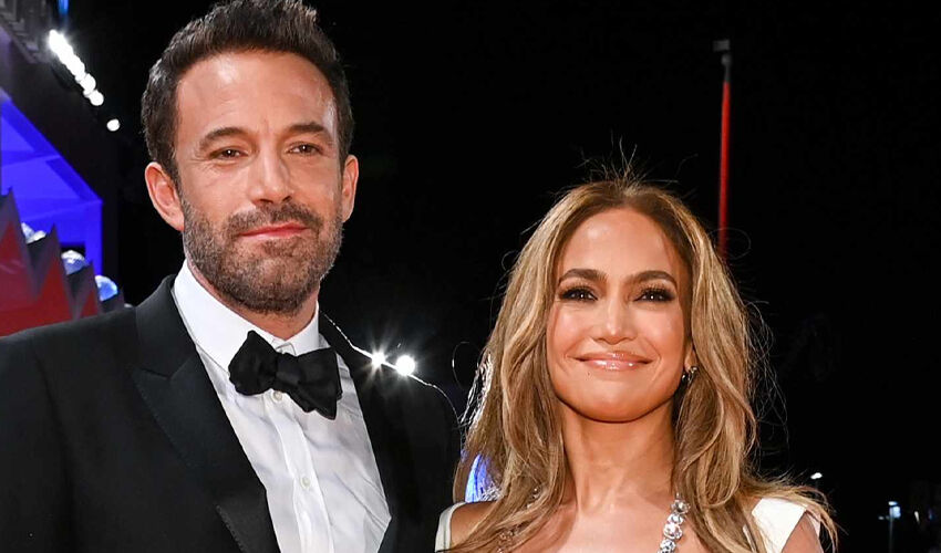 Jennifer Lopez ile Ben Affleck boşanıyor! Belgeler hazır, bir tek imza kaldı Jennifer Lopez ile Ben Affleck boşanıyor! Belgeler hazır, bir tek imza kaldı - 1. Resim