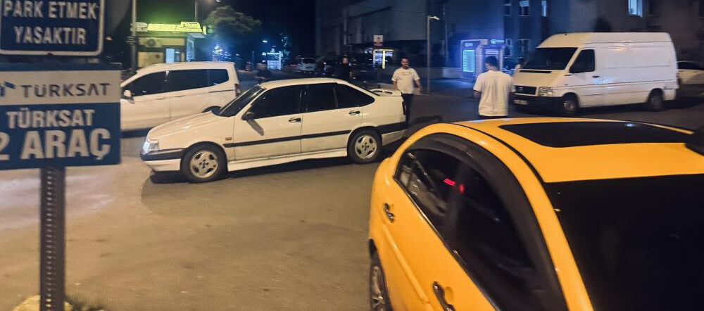 Zonguldak'ta taksi durağını arayan kişi bomba ihbarında bulundu:  Zonguldak'ta taksi durağını arayan kişi bomba ihbarında bulundu: