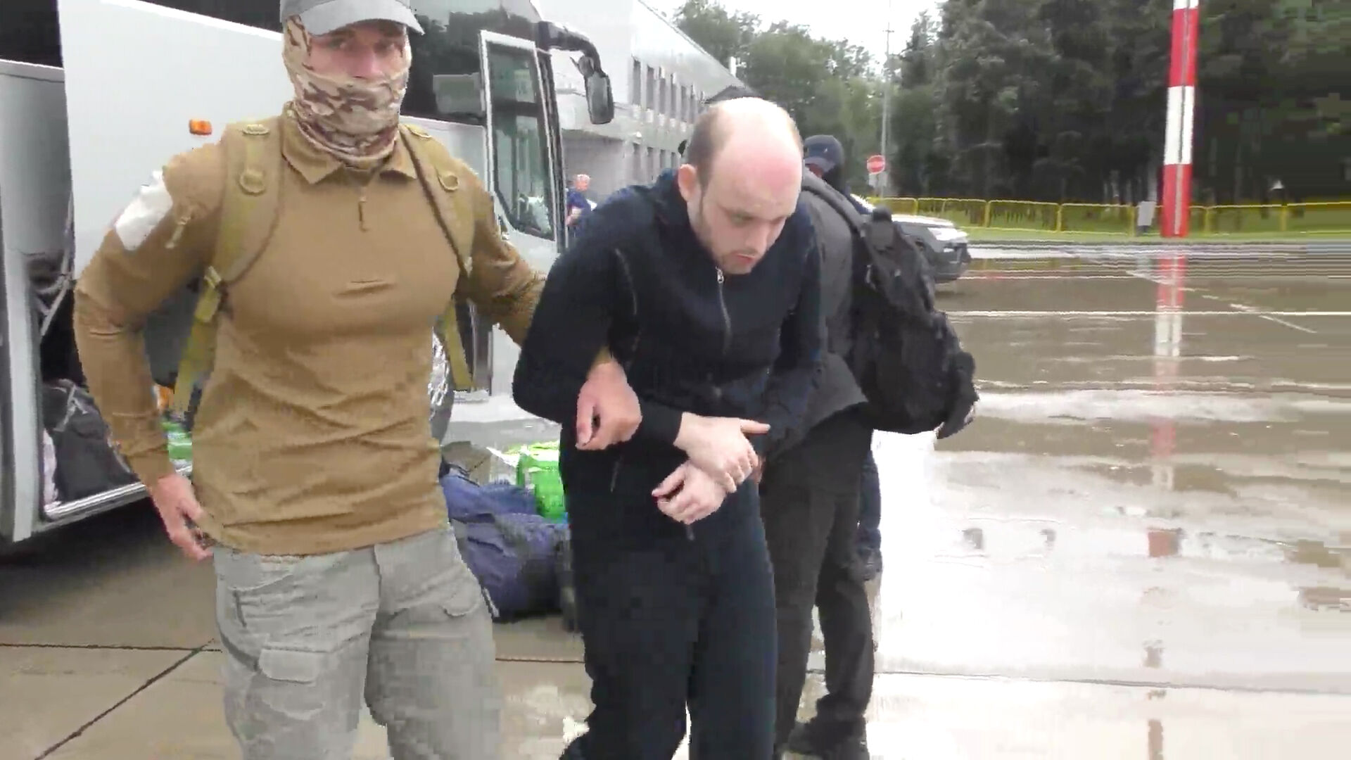 Ankara'daki tarihi esir takası dünya basınında: Türkiye oynadığı rolün keyfini çıkarıyor Ankara'daki tarihi esir takası dünya basınında: Türkiye oynadığı rolün keyfini çıkarıyor - 1. Resim