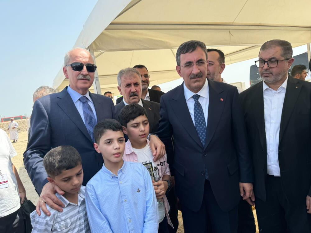 Şehit Heniyye toprağa verildi! Türkiye'den üst düzey katılım - 4. Resim