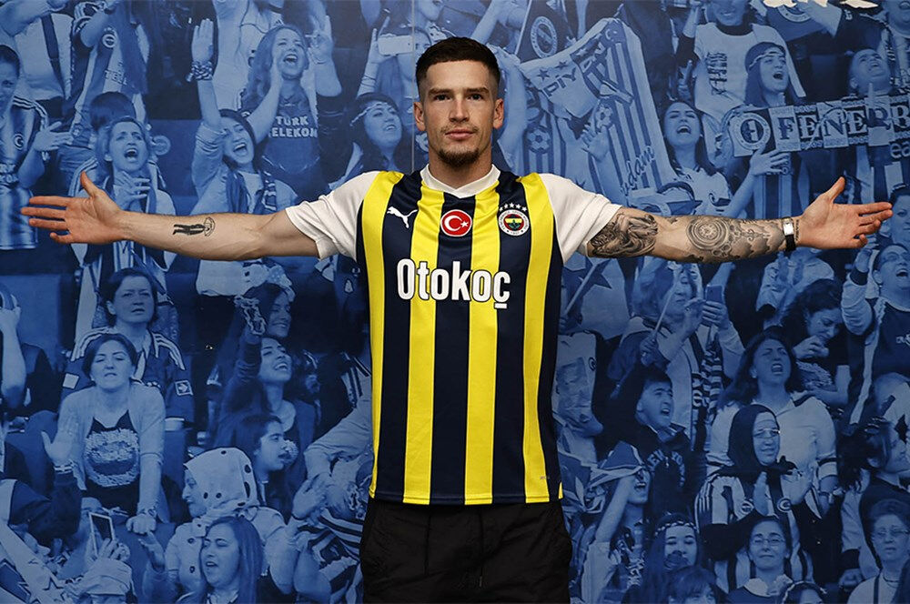 Fenerbahçe Polonyalı orta saha Kacper Urbanski için girişimlere başladı! Fenerbahçe Polonyalı orta saha Kacper Urbanski için girişimlere başladı! - 1. Resim
