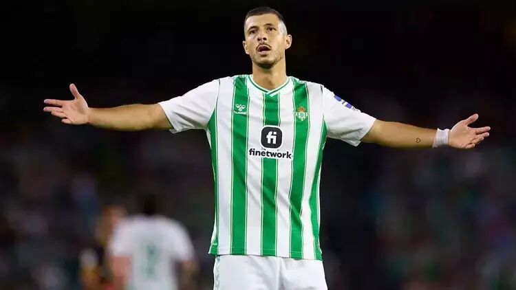 Fenerbahçe'de orta sahaya iki takviye! Sofyan Amrabat ve Guido Rodriguez için çalışmalar devam ediyor - 2. Resim