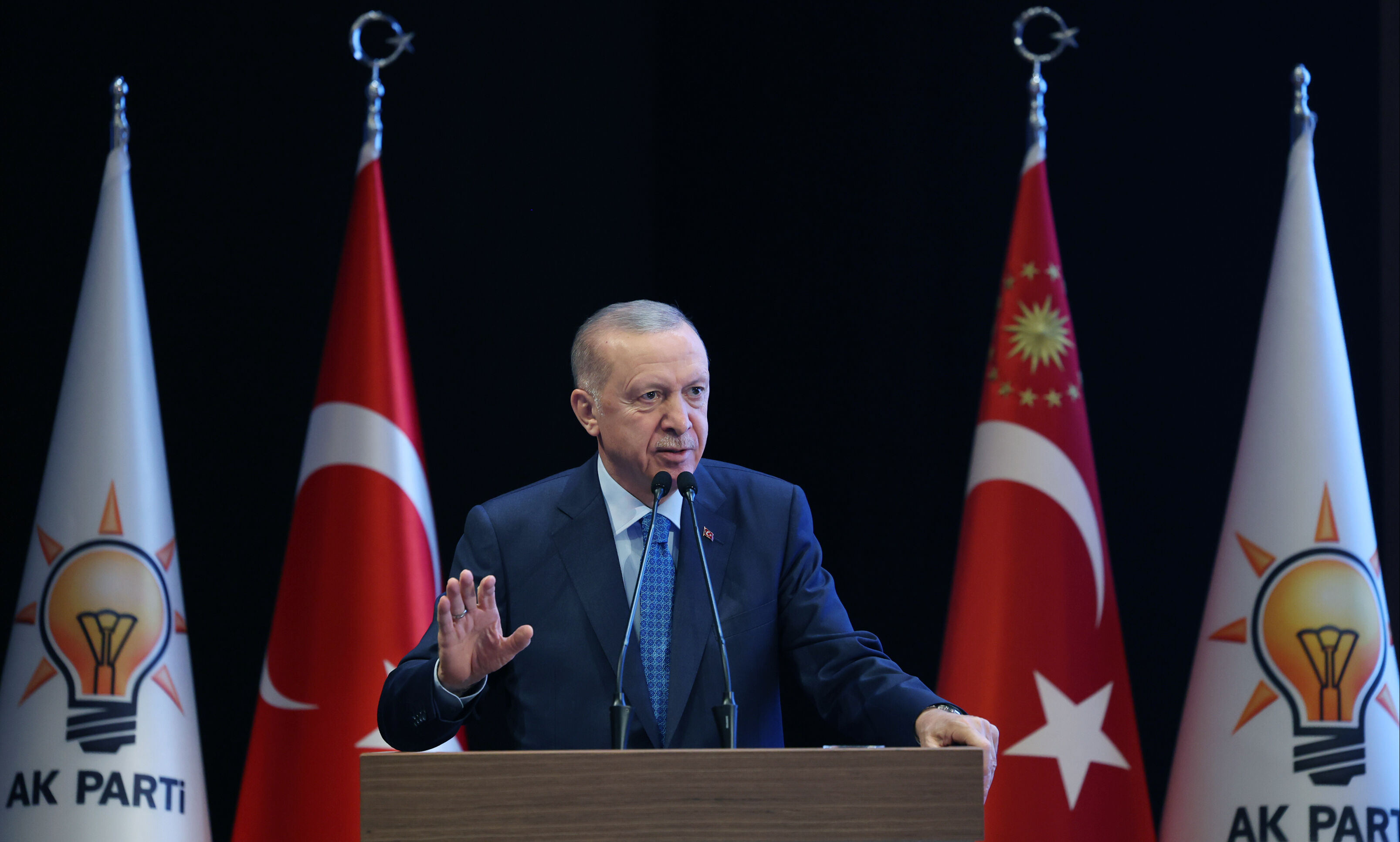 Hamas Başkan Vekili Halid Meşal'dan, Heniyye'nin cenaze töreninde sert tepki: Büyük zannettiğimiz ülkelerin öyle olmadığını gördük - 4. Resim