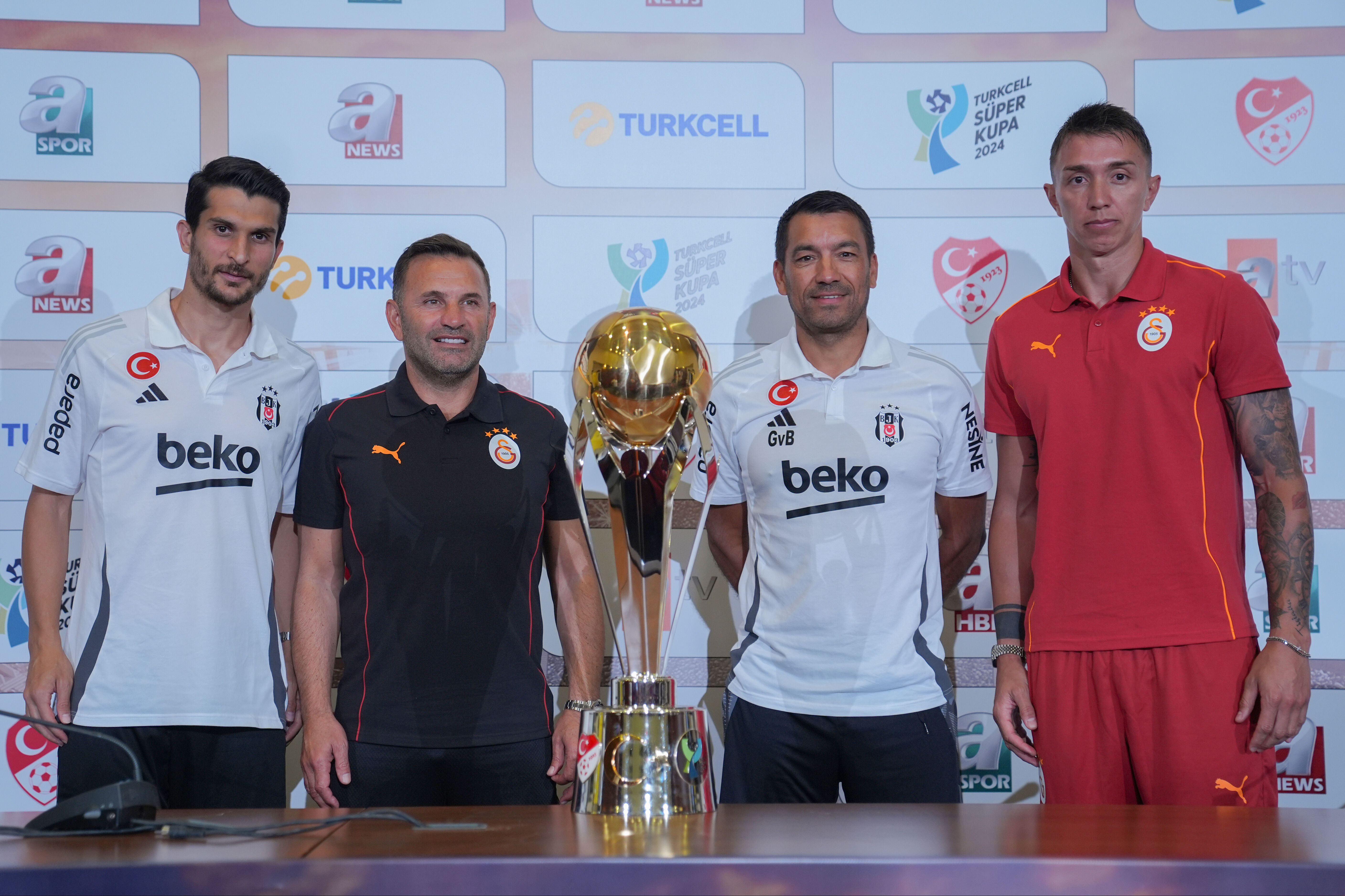 Süper Kupa sahibini buluyor! İşte Galatasaray ve Beşiktaş'ın 11'leri - 1. Resim