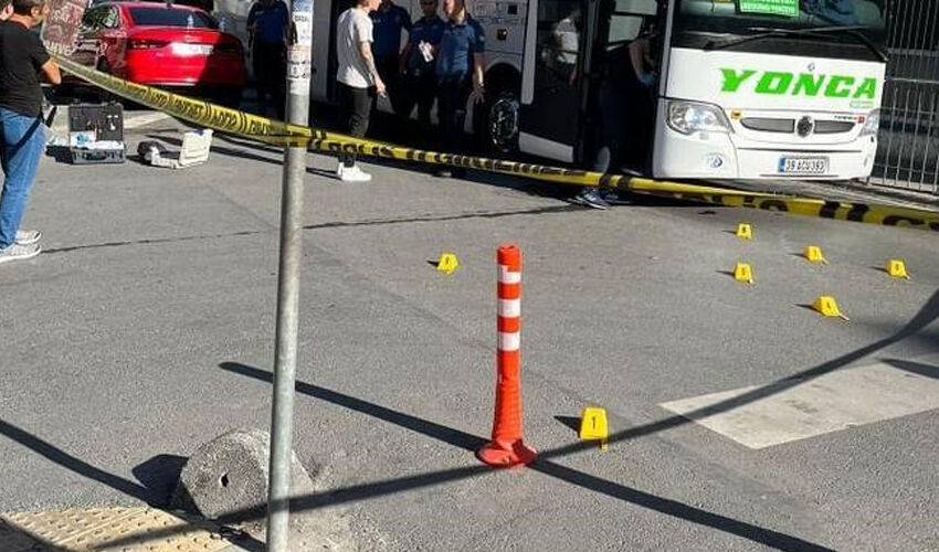 Yer: Tekirdağ! Ağabeyini direksiyon başında vurdu! Kaçarken yakalandı Yer: Tekirdağ! Ağabeyini direksiyon başında vurdu! Kaçarken yakalandı - 1. Resim