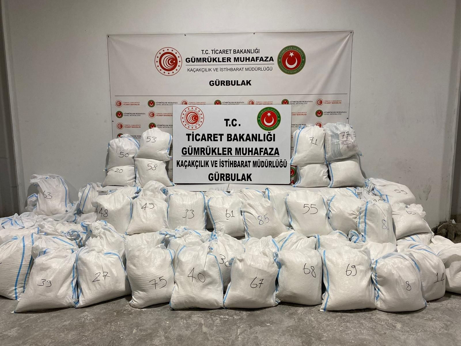 Gürbulak Sınır Kapısı'nda rekor miktarda metamfetamin yakalandı - 2. Resim