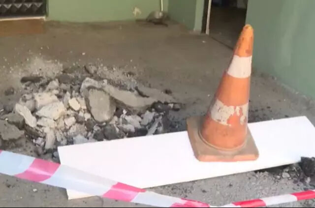 Kaya Çilingiroğlu'nun başı fena dertte! Asansörü iptal edildi, suyu kesildi - 4. Resim