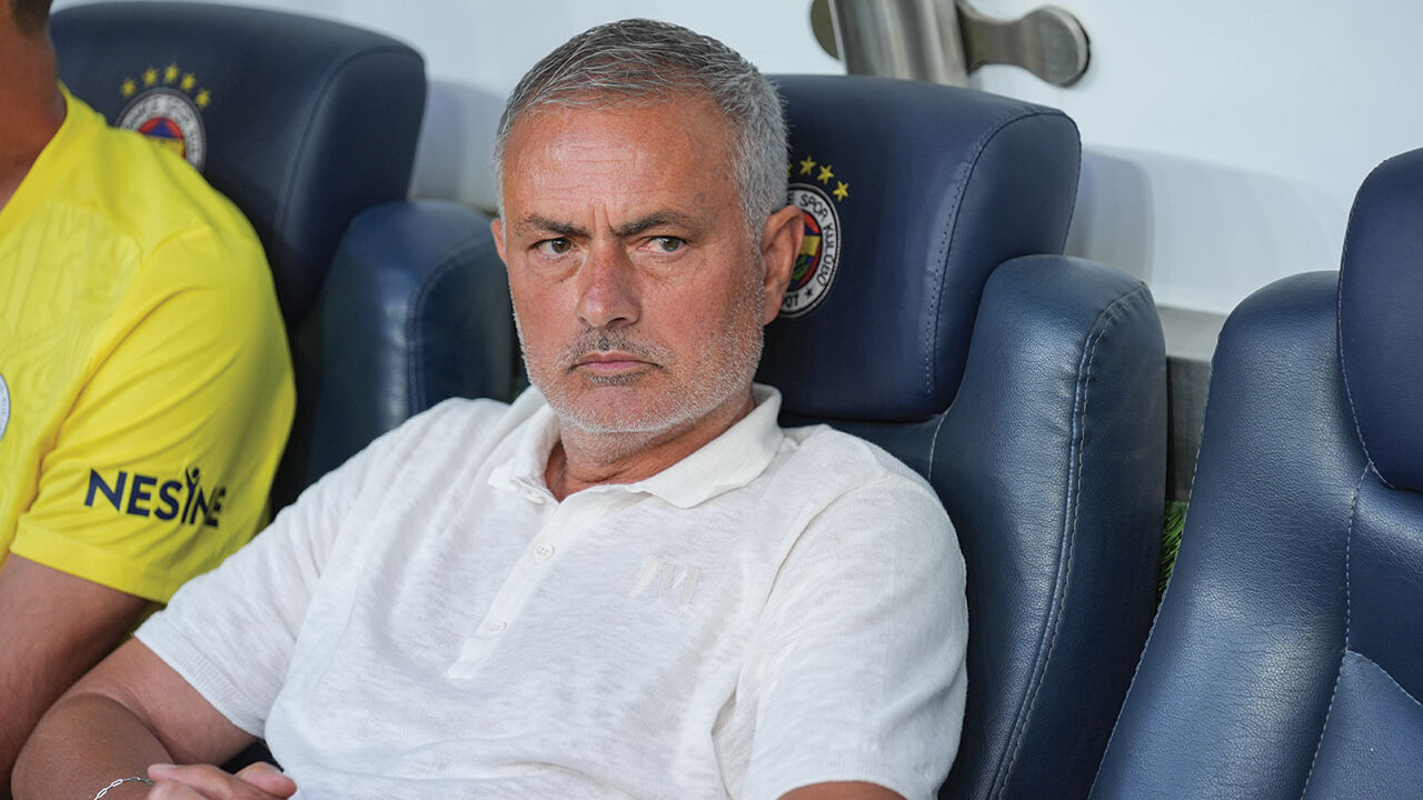 Fenerbahçe Teknik Direktörü Mourinho'dan Lille maçı öncesi Şampiyonlar Ligi mesajı Fenerbahçe Teknik Direktörü Mourinho'dan Lille maçı öncesi Şampiyonlar Ligi mesajı - 1. Resim