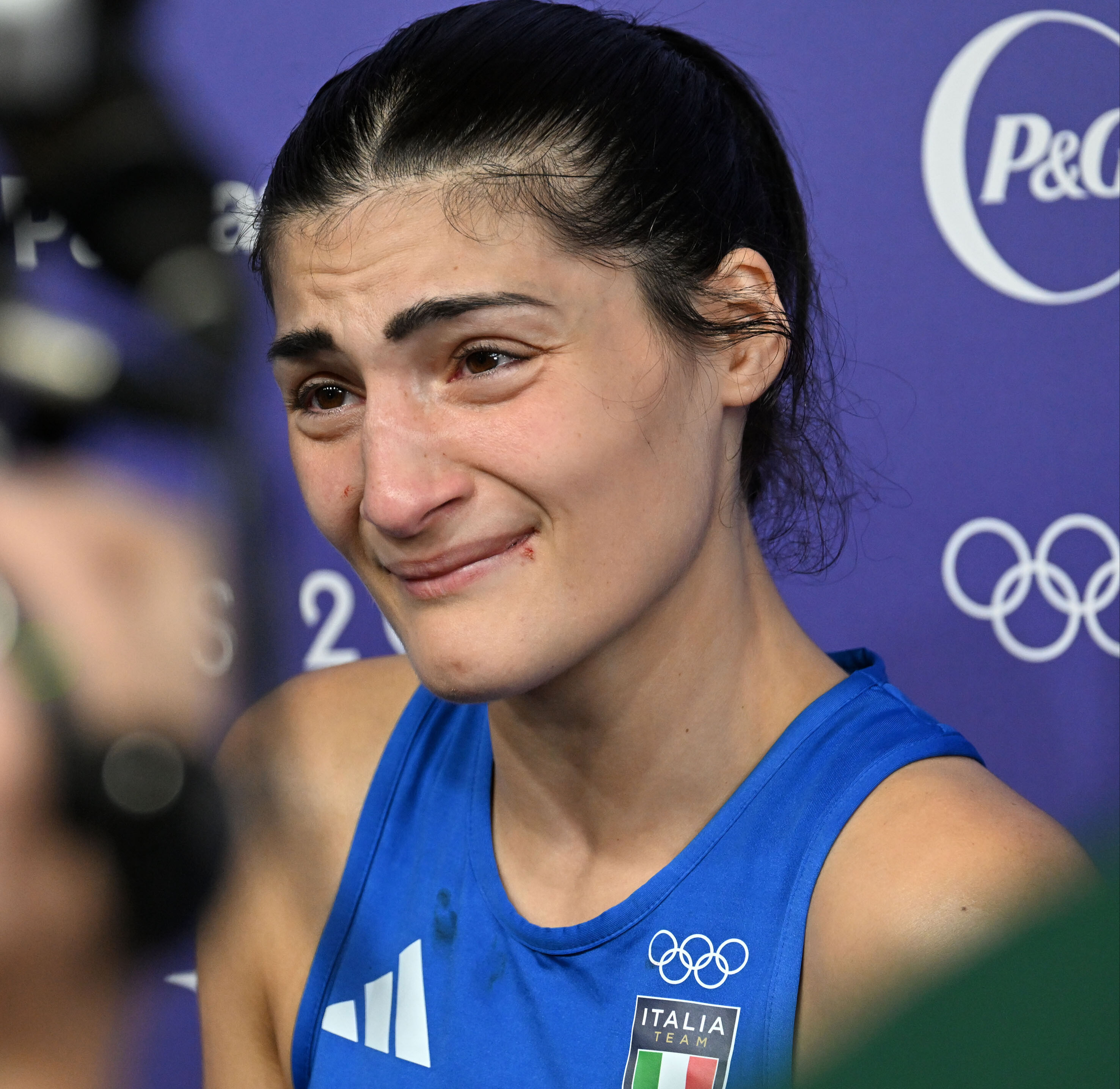 İtalyan boksör Carini, erkek olduğu iddia edilen Khelif'ten özür diledi İtalyan boksör Carini, erkek olduğu iddia edilen Khelif'ten özür diledi - 2. Resim