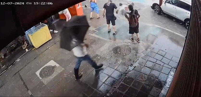 İzmir'de elektrik akımına kapılarak can vermişlerdi! Cemil Tugay ve Tunç Soyer hakkında suç duyurusu - 1. Resim