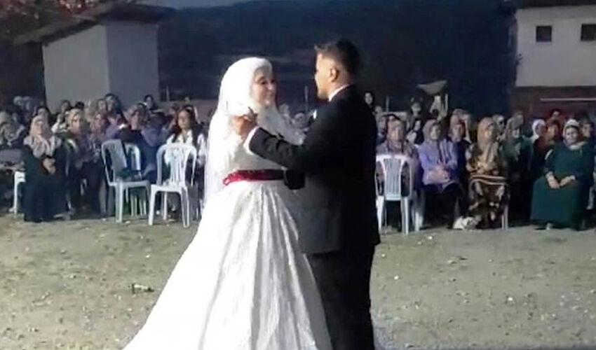 Düğünden saatler sonra can veren gelin ve damat yan yana defnedildi - 2. Resim