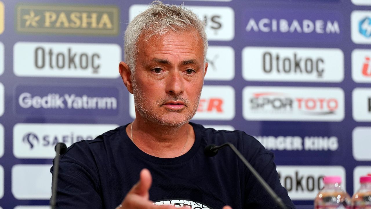 Mourinho&#039;dan ilginç çıkış: İyi ki Türkçe bilmiyorum