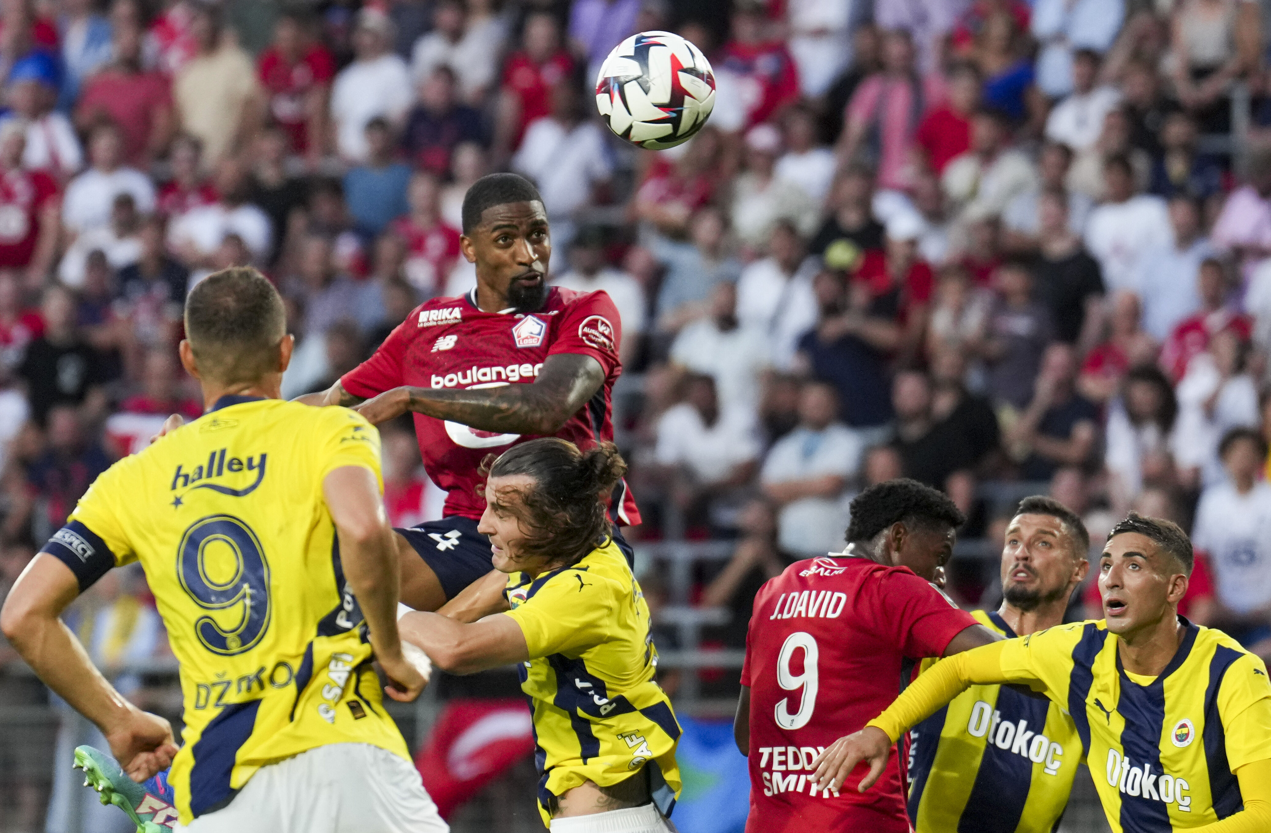 Gel hele Kadıköy'e! Fenerbahçe Fransa'da uzatmada yıkıldı - 1. Resim