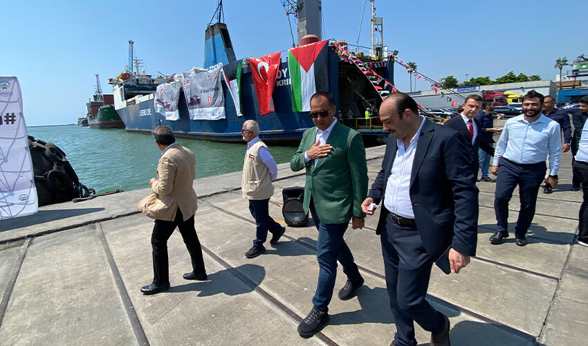 Kuveyt KSR ve İHH Gazze’ye insani yardım gemisi gönderdi Kuveyt KSR ve İHH Gazze’ye insani yardım gemisi gönderdi - 3. Resim