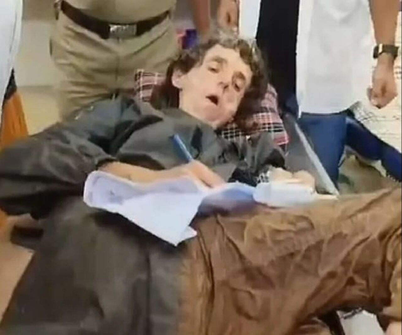 Ormanda zincirli bulunan kadın eşini suçlamıştı! Her şeyi yalan çıktı - 2. Resim