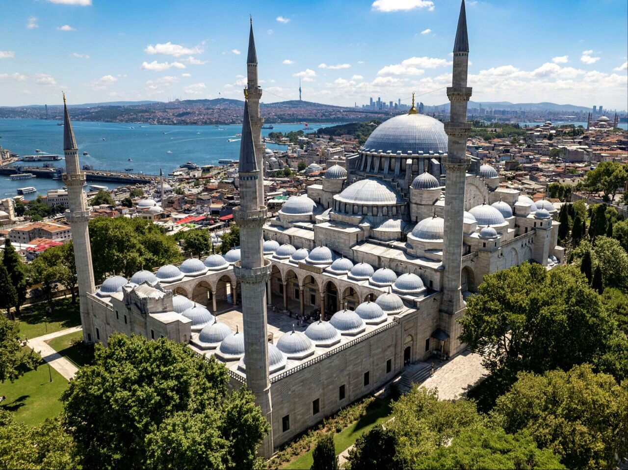 Risk altındaki tarihi eserler! İstanbul depremi tarihi camileri ne kadar etkiledi? Risk altındaki tarihi eserler! İstanbul depremi tarihi camileri ne kadar etkiledi? - 3. Resim