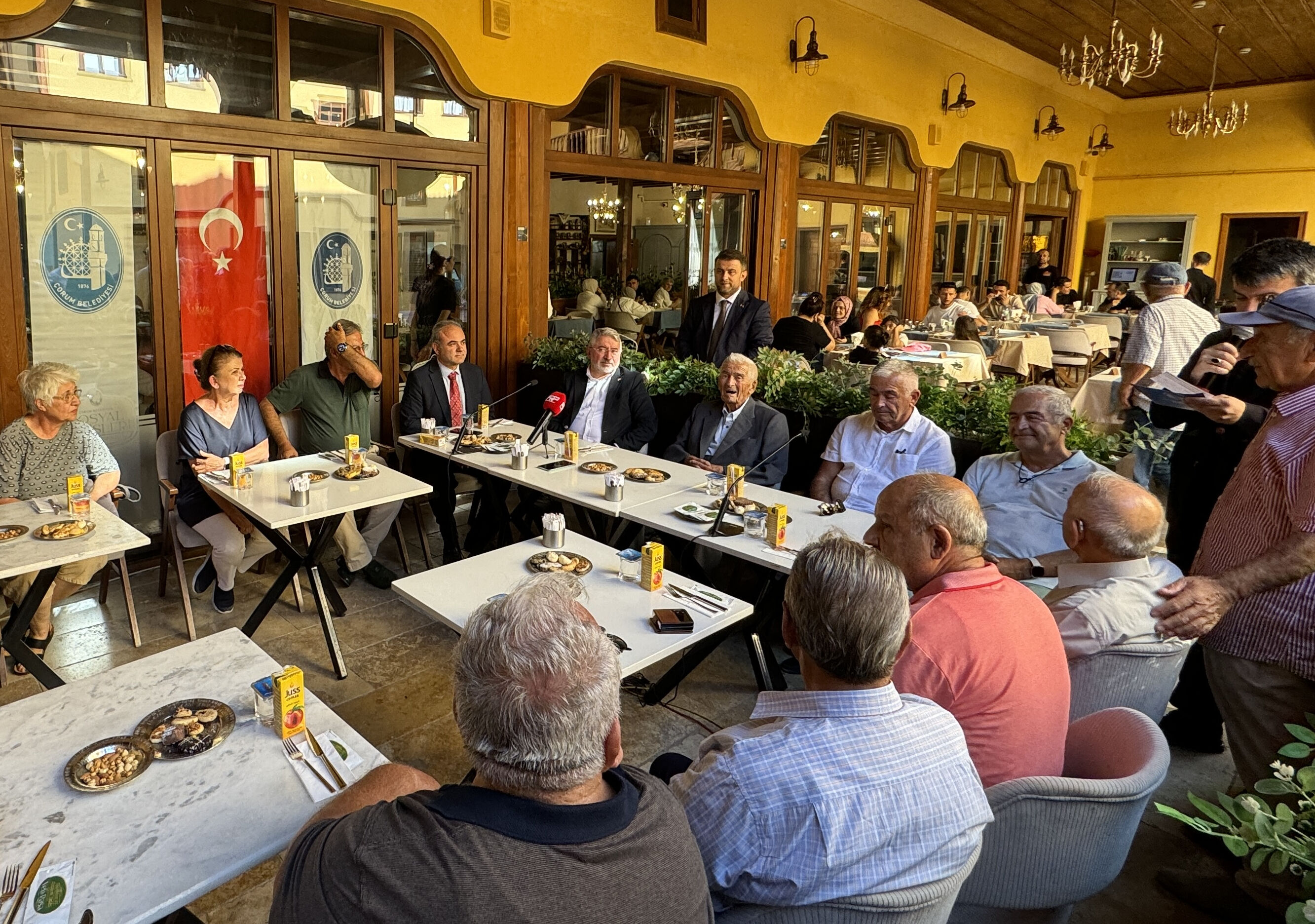 Tam 75 yıl hekimlik yaptı! Çorum'un doktoru Rıfat Patır'ın 100'üncü yaşı kutlandı - 2. Resim