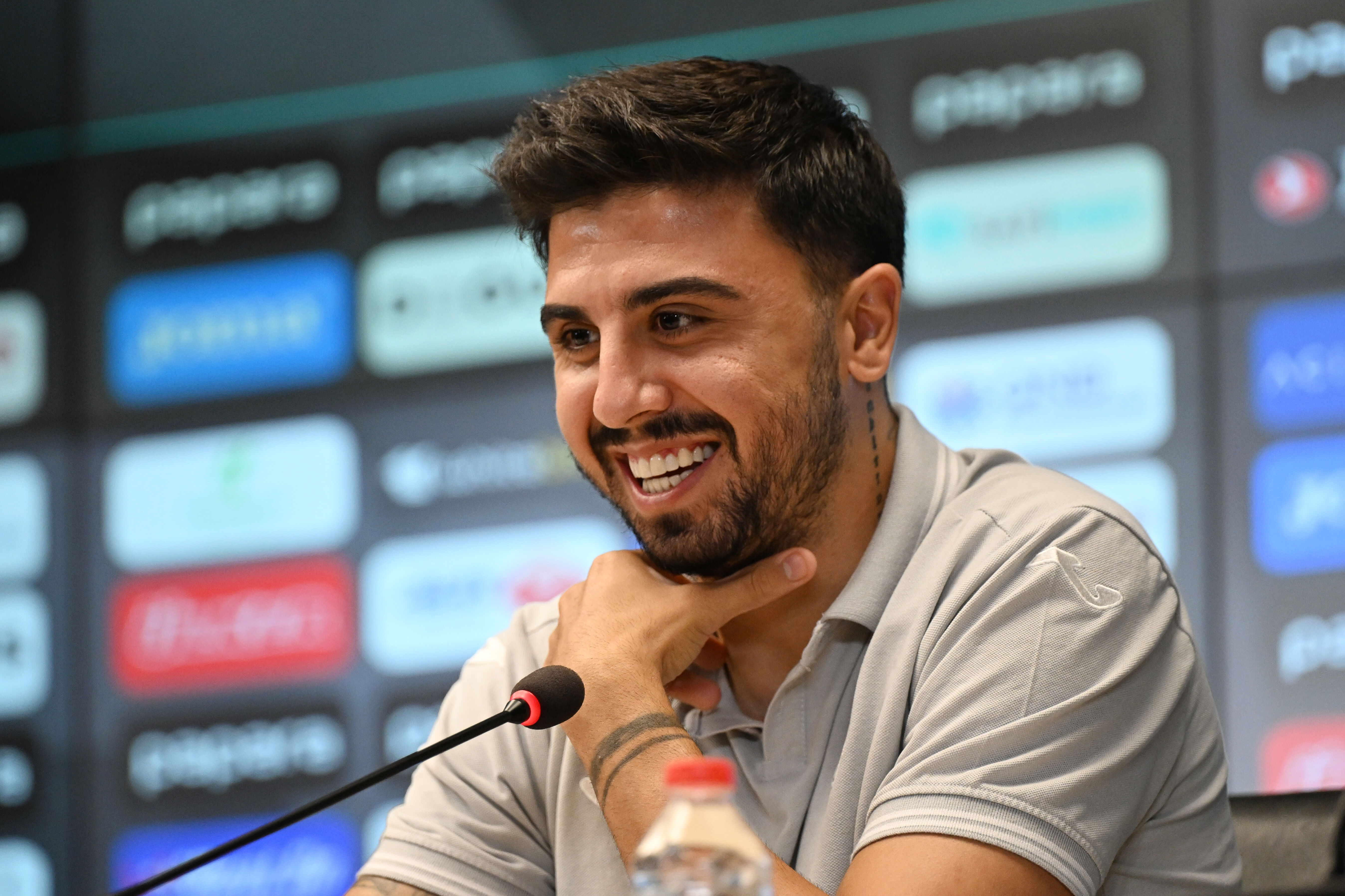 Trabzonsporlu Ozan Tufan, şampiyonluğun şifresini verdi Trabzonsporlu Ozan Tufan, şampiyonluğun şifresini verdi - 1. Resim