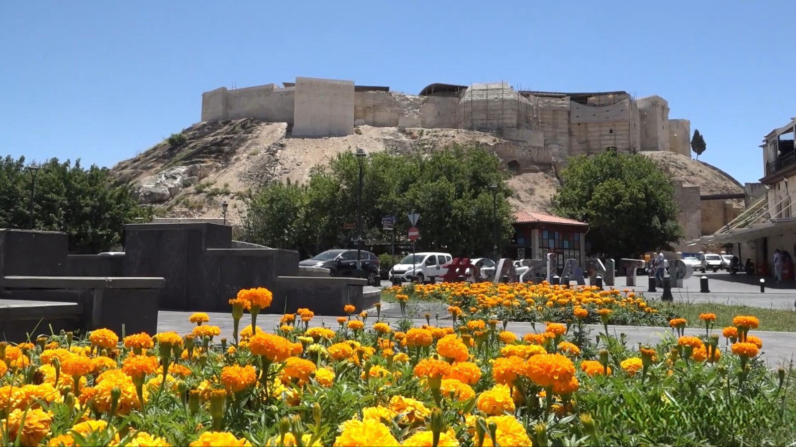 40 derecenin altında restorasyona devam edildi! Gaziantep Kalesi ziyarete hazırlanıyor 40 derecenin altında restorasyona devam edildi! Gaziantep Kalesi ziyarete hazırlanıyor - 3. Resim