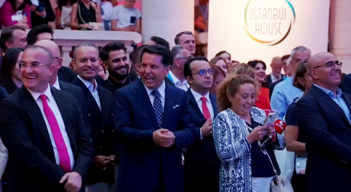 İBB bütçesiyle Paris’te günlüğü 300 bin euroya ev mi tuttular? İmamoğlu'nun danışmanı iddialara cevap verdi - 1. Resim